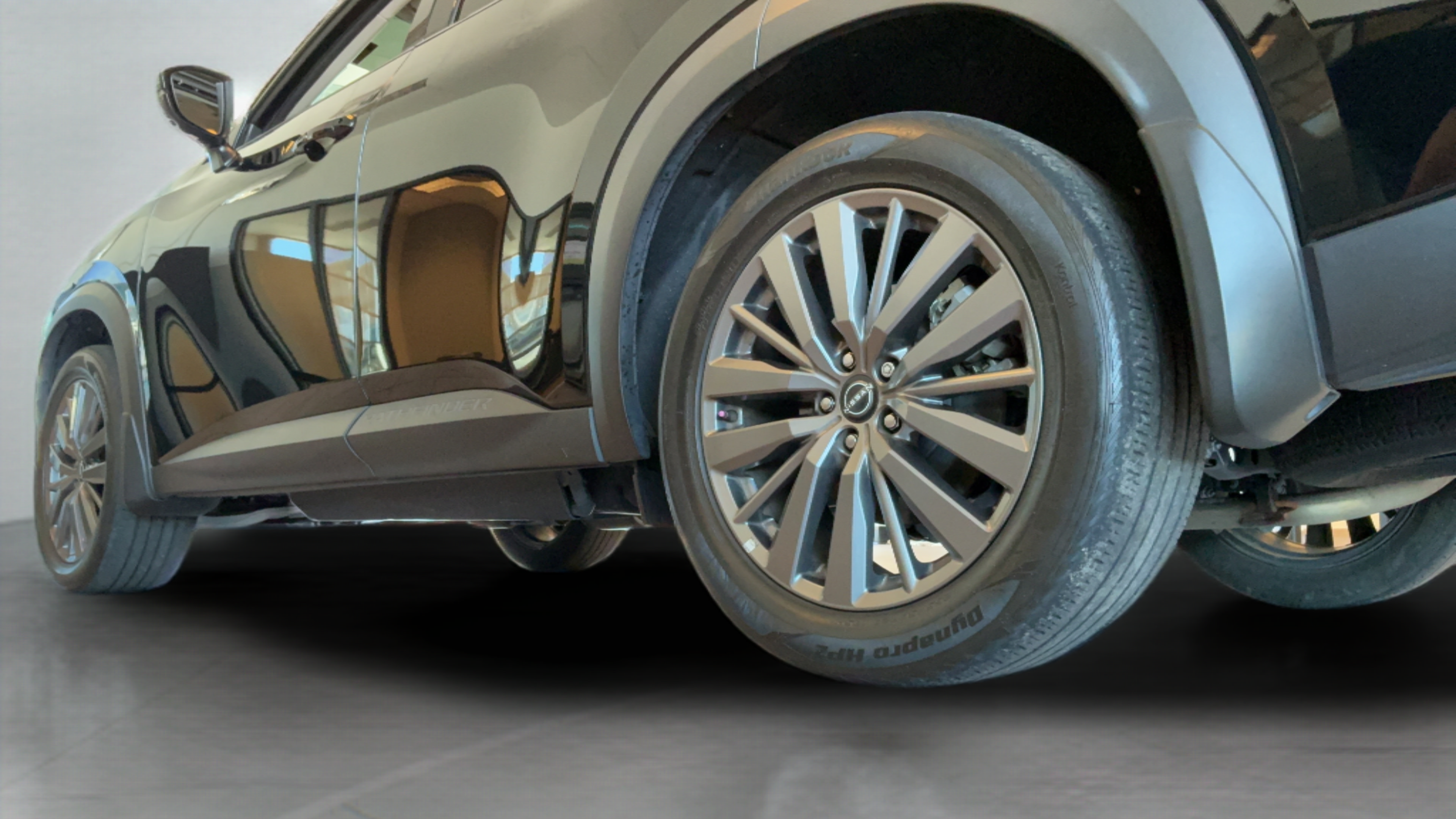Used 2024 Nissan Pathfinder SL w/ SL Premium Package FWD image 52