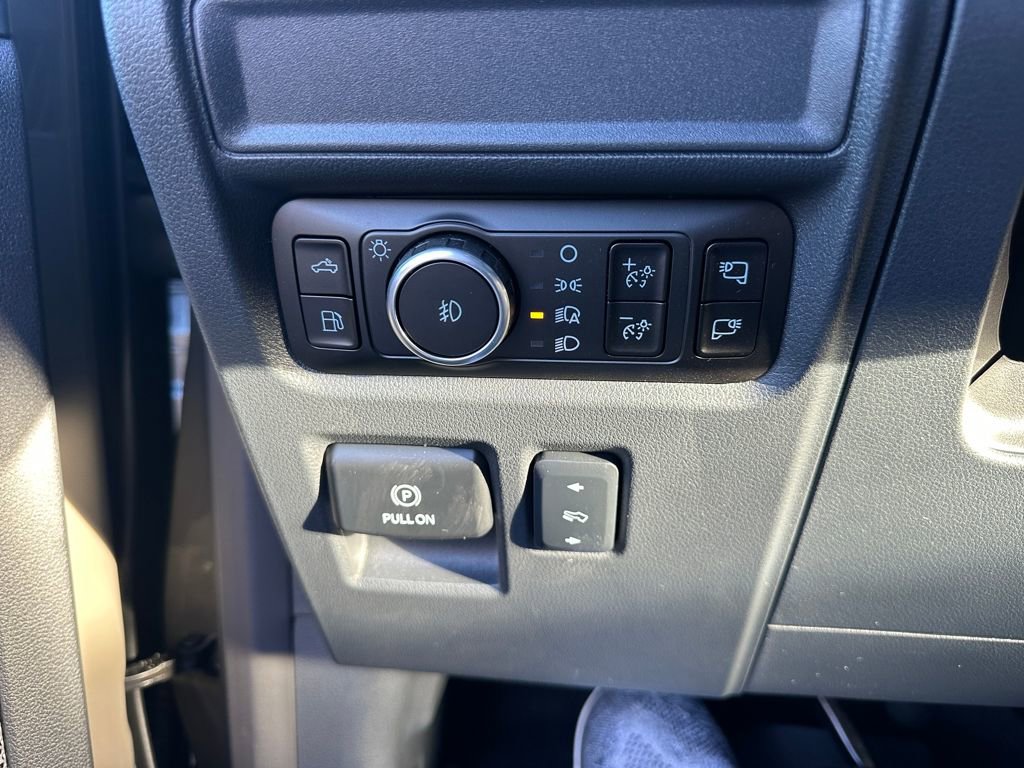 New 2025 Ford F150 Lariat w/ Equipment Group 502A High image 16