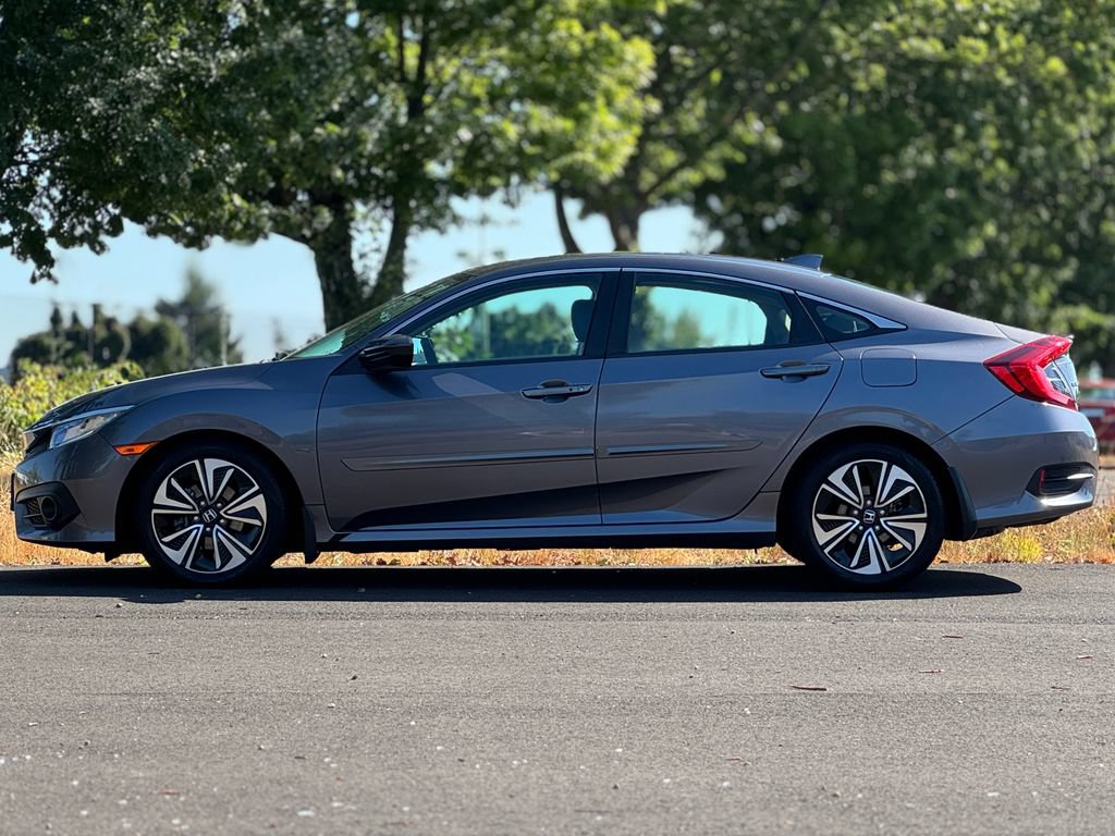 Used 2016 Honda Civic EX-T image 4
