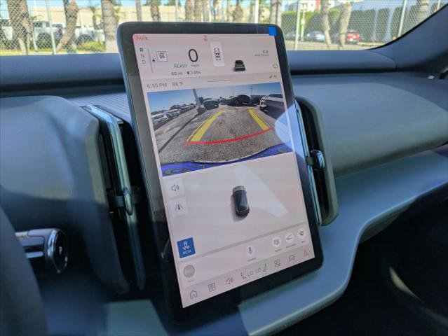 New 2025 Volvo EX30 Plus w/ Protection Package Premier image 9