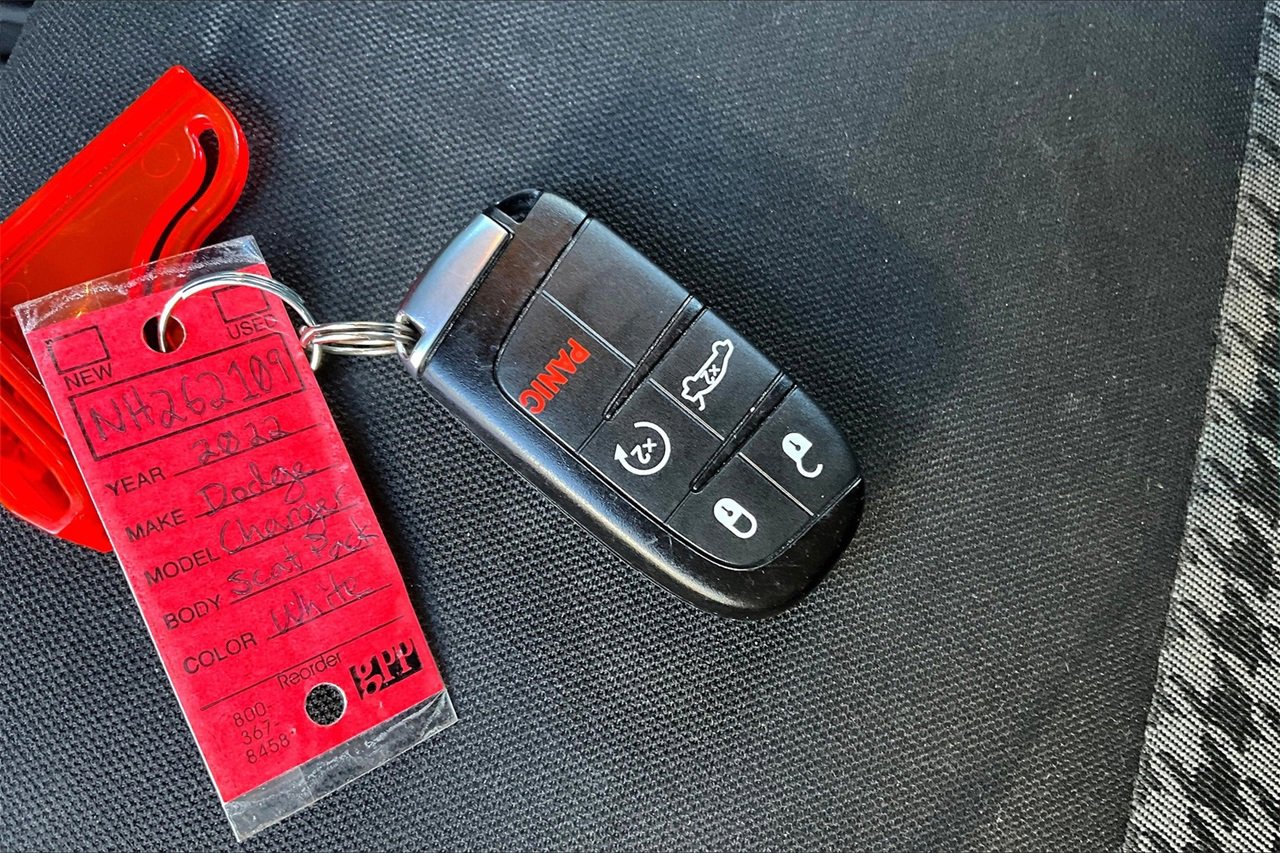 Used 2022 Dodge Charger Scat Pack image 31