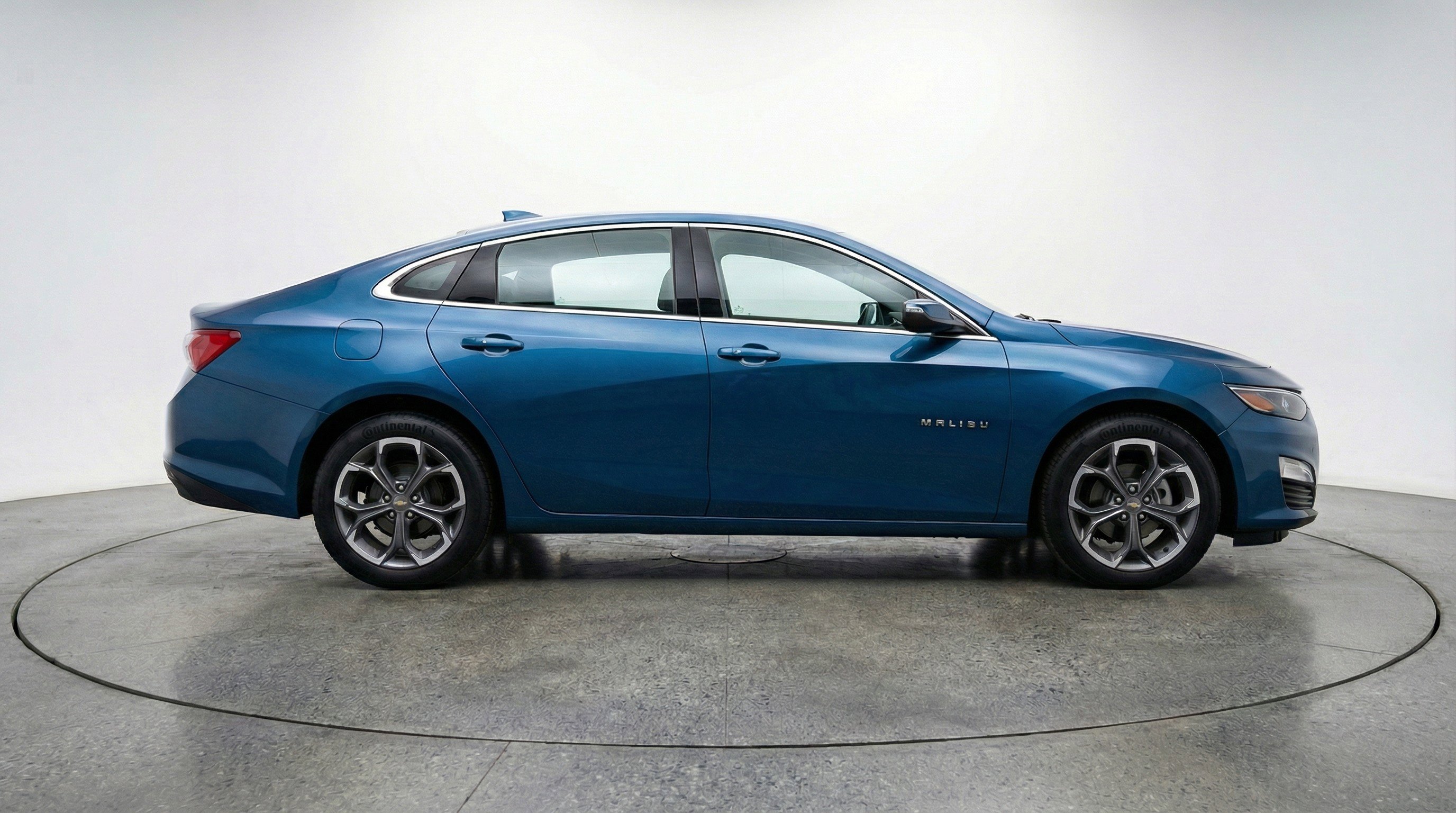 Used 2024 Chevrolet Malibu LT image 11