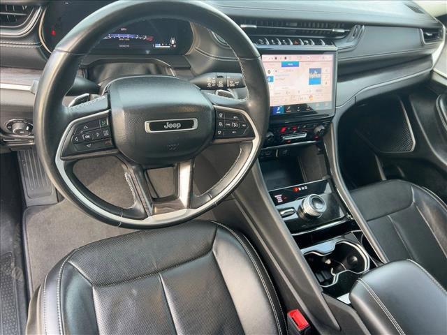 Used 2022 Jeep Grand Cherokee L Limited w/ Luxury Tech Group II image 10