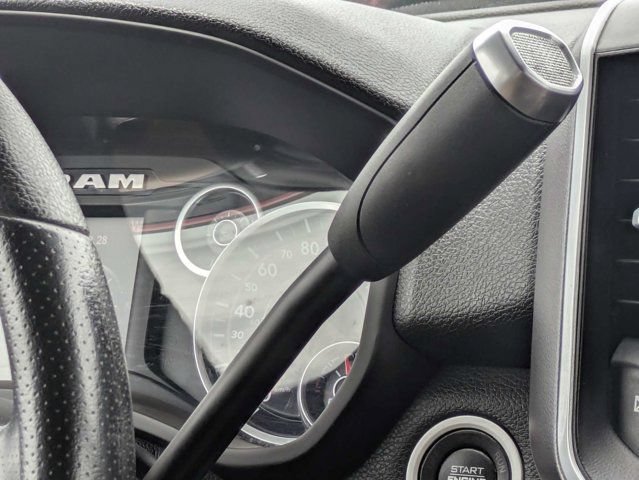Used 2022 RAM 2500 Big Horn AWD/4WD image 18