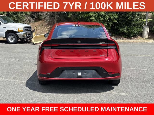 Used 2023 Toyota Prius XLE FWD image 3