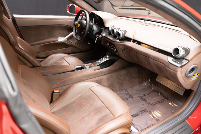 Used 2014 Ferrari F12 Berlinetta image 58