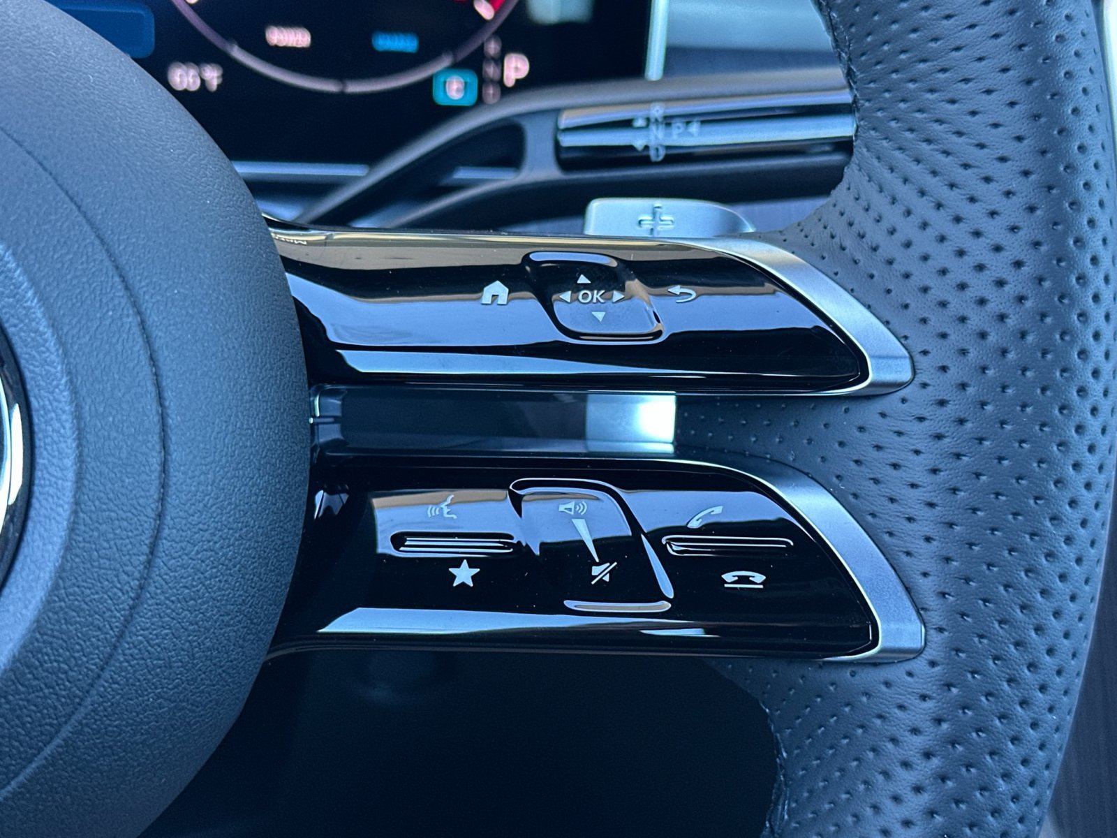New 2026 Mercedes-Benz CLE 300 4MATIC Cabriolet image 28