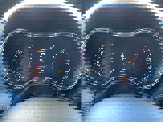 Used 2021 Jeep Grand Cherokee Limited w/ Luxury Group II image 15