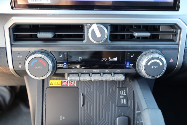New 2026 Toyota 4Runner TRD Off-Road Premium w/ Tow Technology Package AWD/4WD image 19