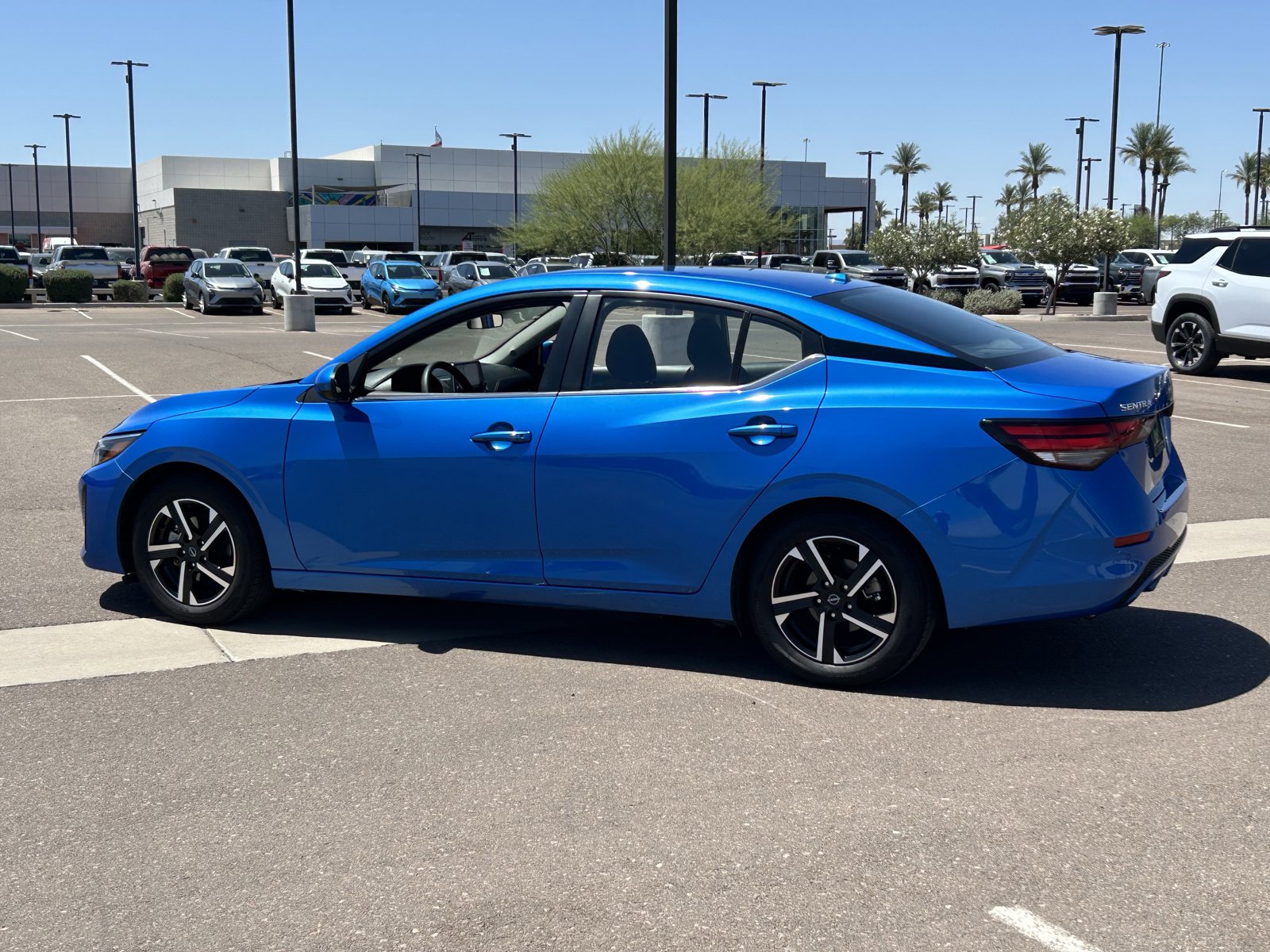 Used 2024 Nissan Sentra SV FWD image 3