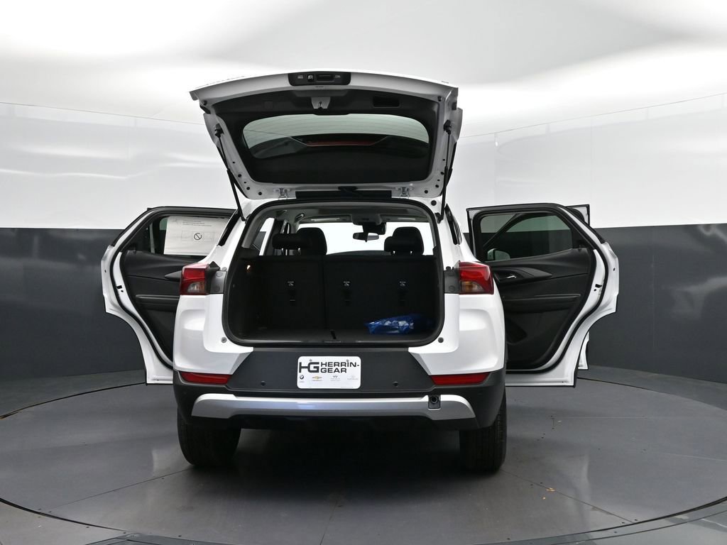 New 2026 Chevrolet TrailBlazer LT w/ LT Cold Weather Package FWD image 51