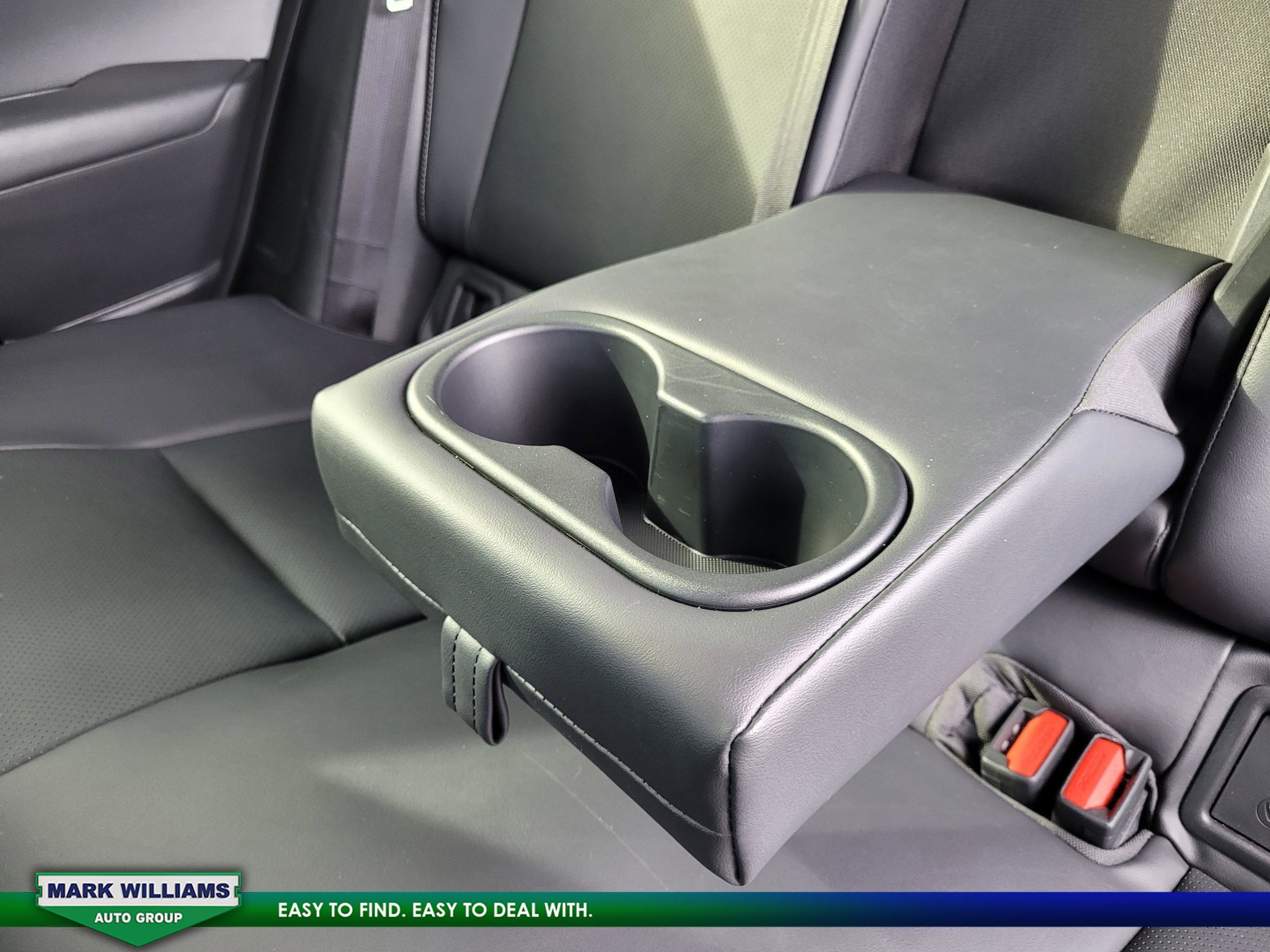 Used 2025 Toyota Prius XLE image 17