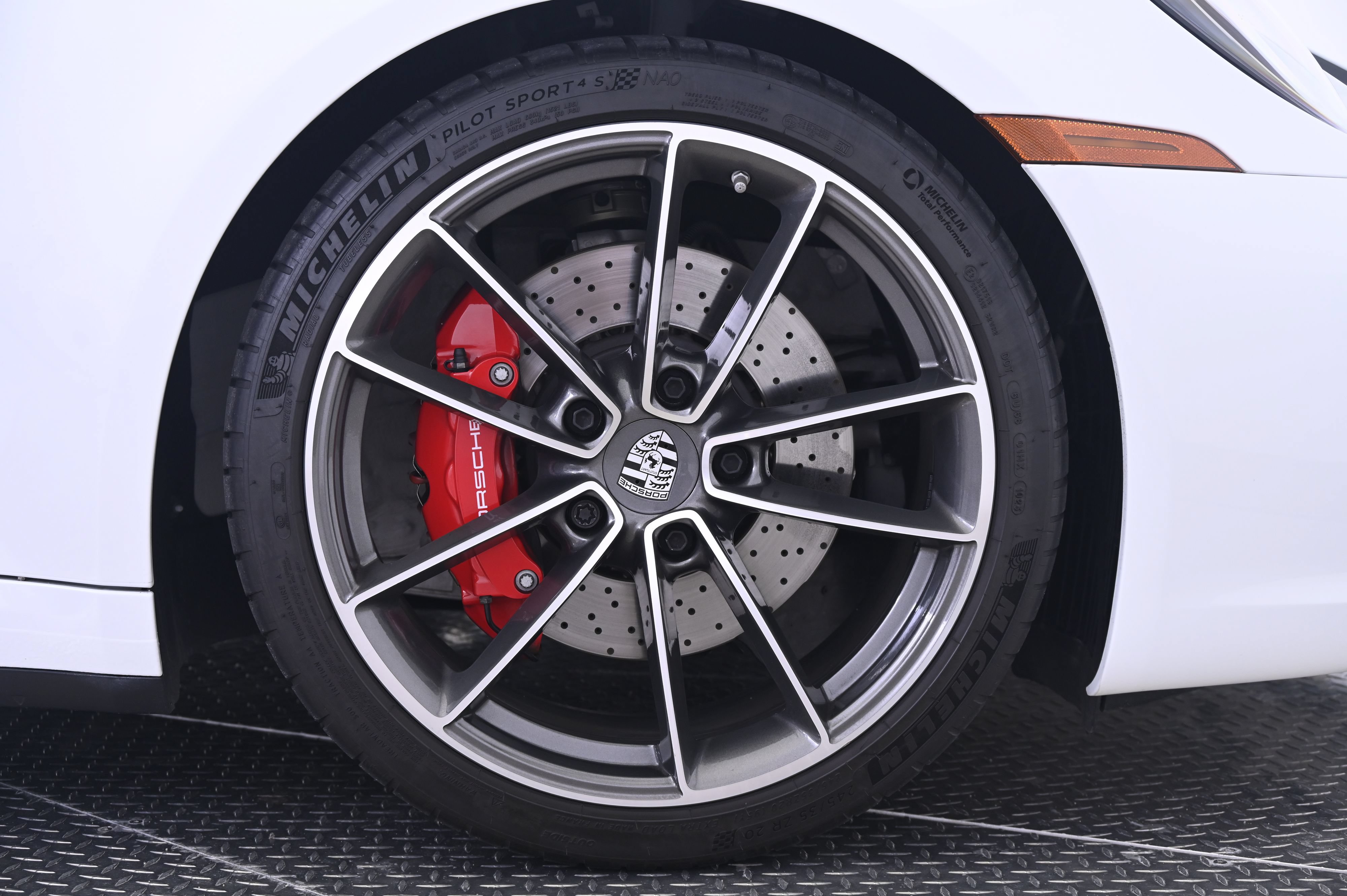 Used 2023 Porsche 911 Carrera S RWD image 14