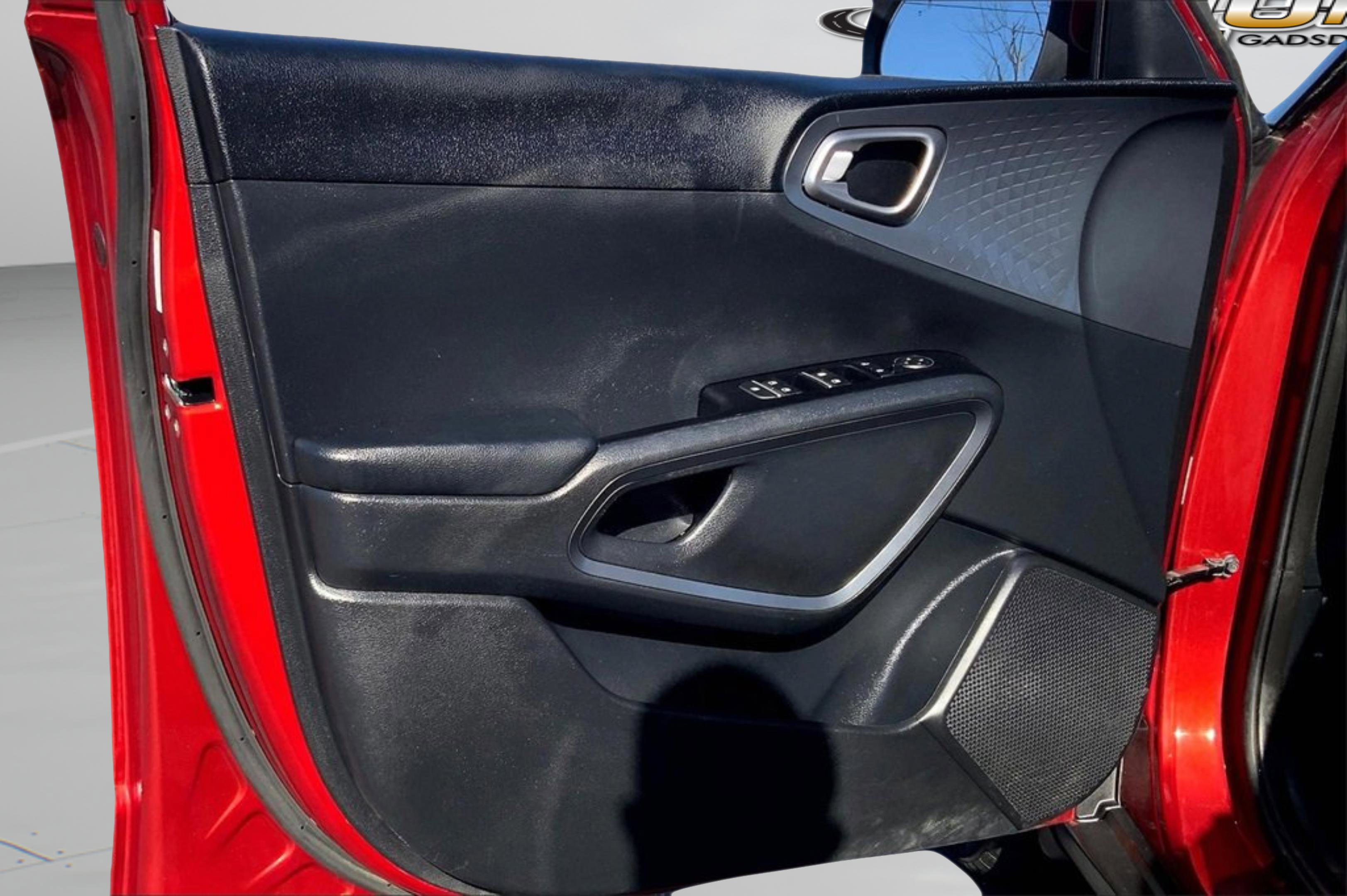 Used 2021 Kia Soul S image 27