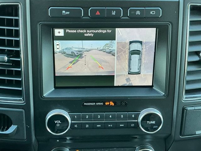 Used 2018 Ford Expedition Limited w/ Equipment Group 302A RWD image 28