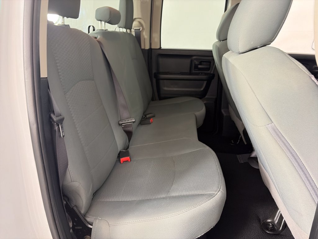 Used 2018 RAM 1500 Express w/ Express Value Package AWD/4WD image 27
