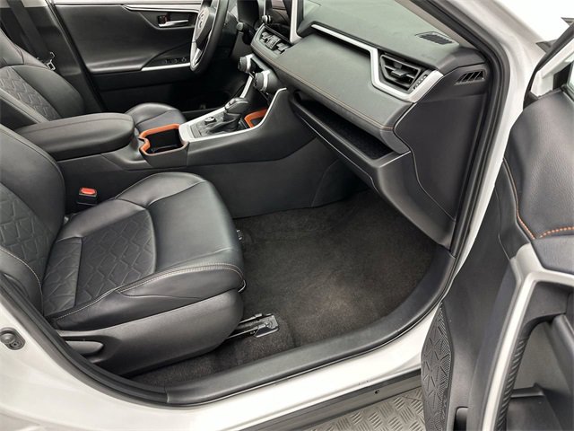 Used 2024 Toyota RAV4 Adventure image 23