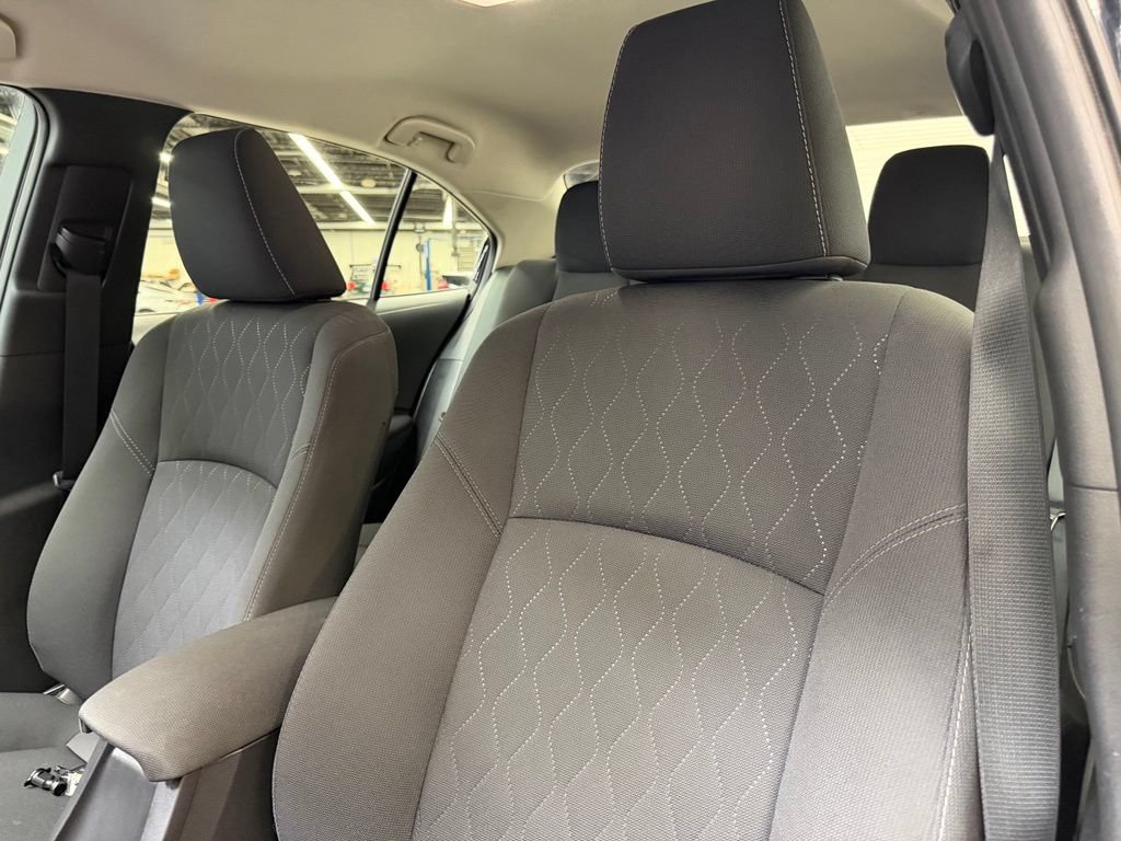 Used 2025 Toyota Corolla LE FWD image 18