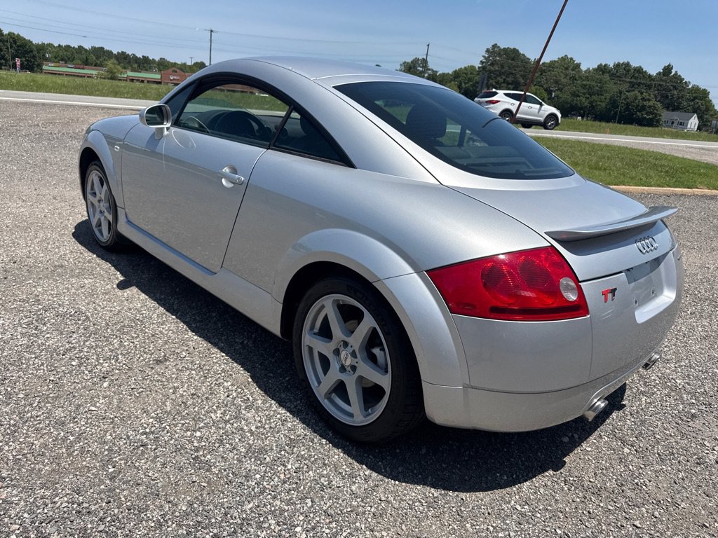 Used 2004 Audi TT 1.8T AWD/4WD image 8