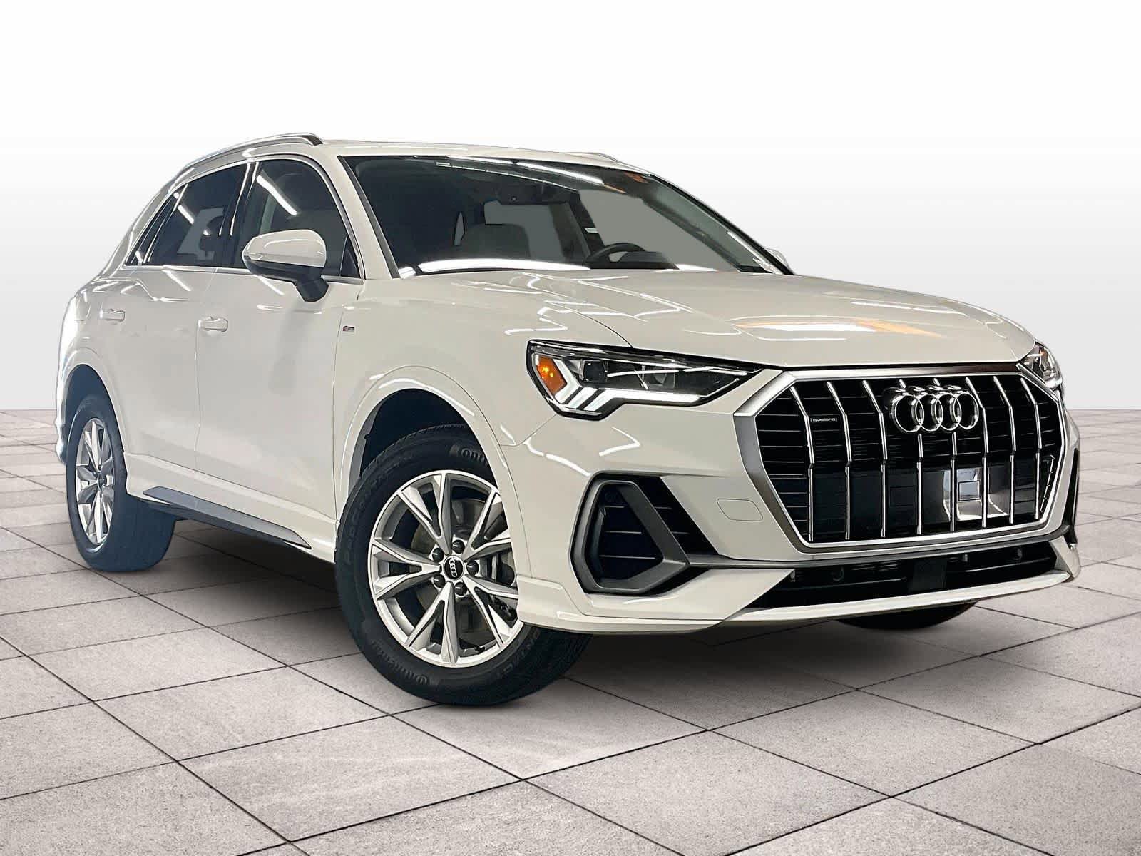 Certified 2025 Audi Q3 2.0T Premium w/ Convenience Package AWD/4WD image 2