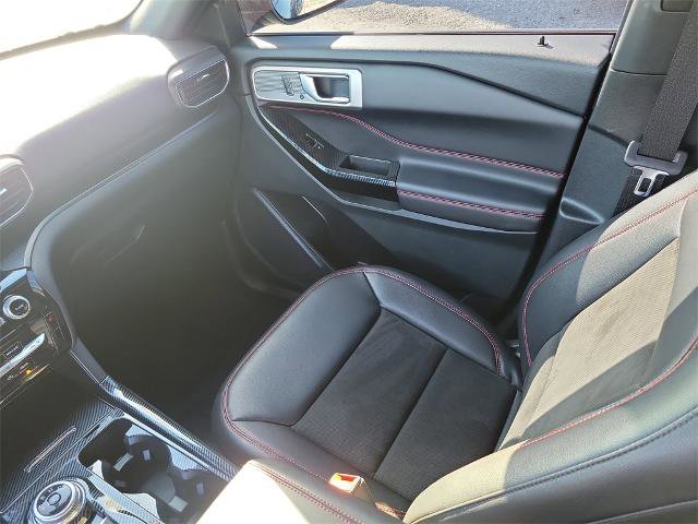 Certified 2024 Ford Explorer ST-Line w/ Class IV Trailer Tow Package image 18