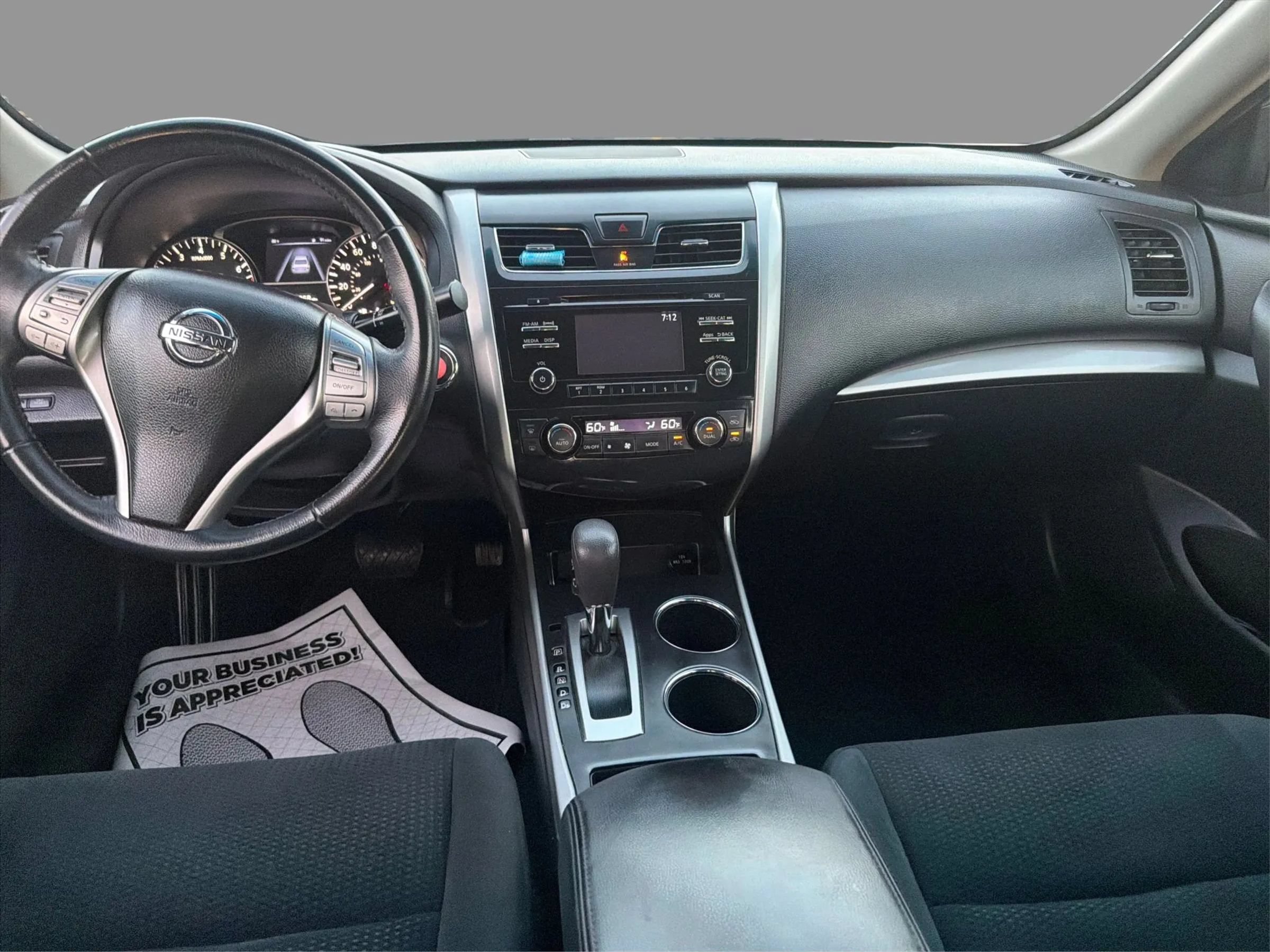 Used 2015 Nissan Altima 2.5 SV FWD image 16