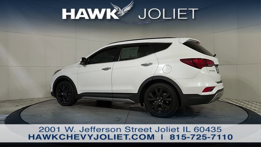 Used 2017 Hyundai Santa Fe Sport w/ Cargo Package FWD image 5