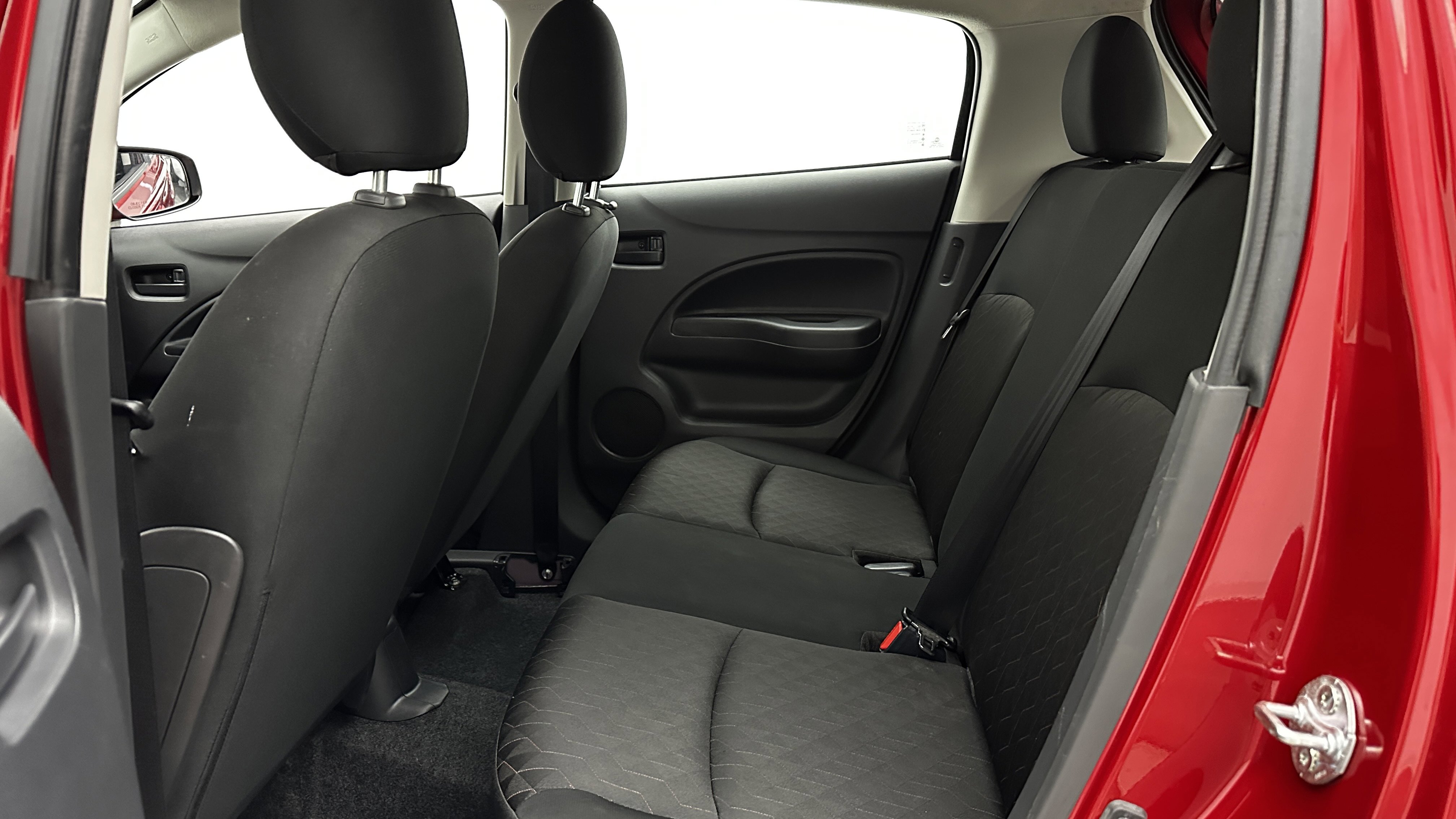 Used 2024 Mitsubishi Mirage ES image 26