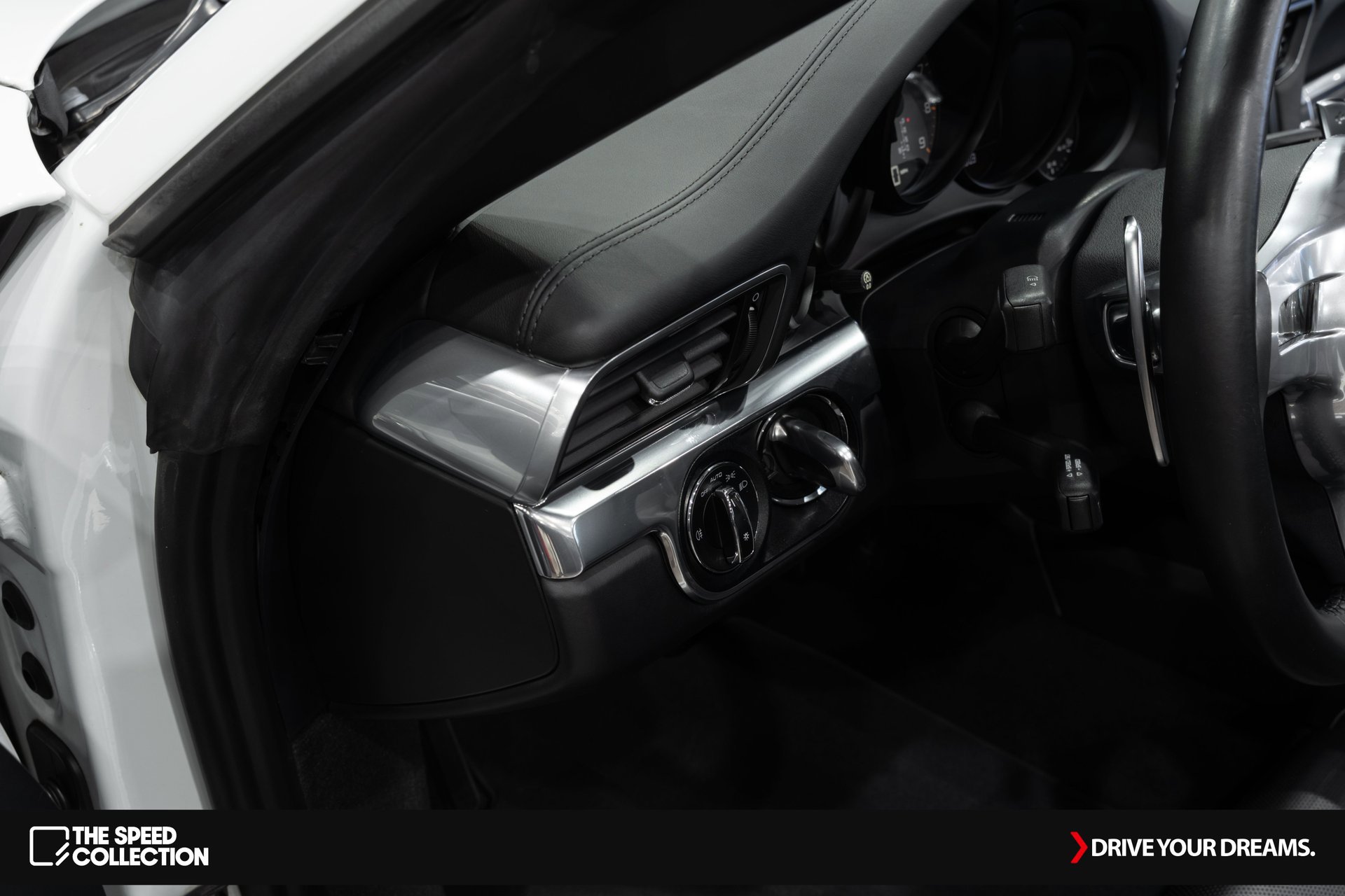 Used 2014 Porsche 911 Targa 4S image 23