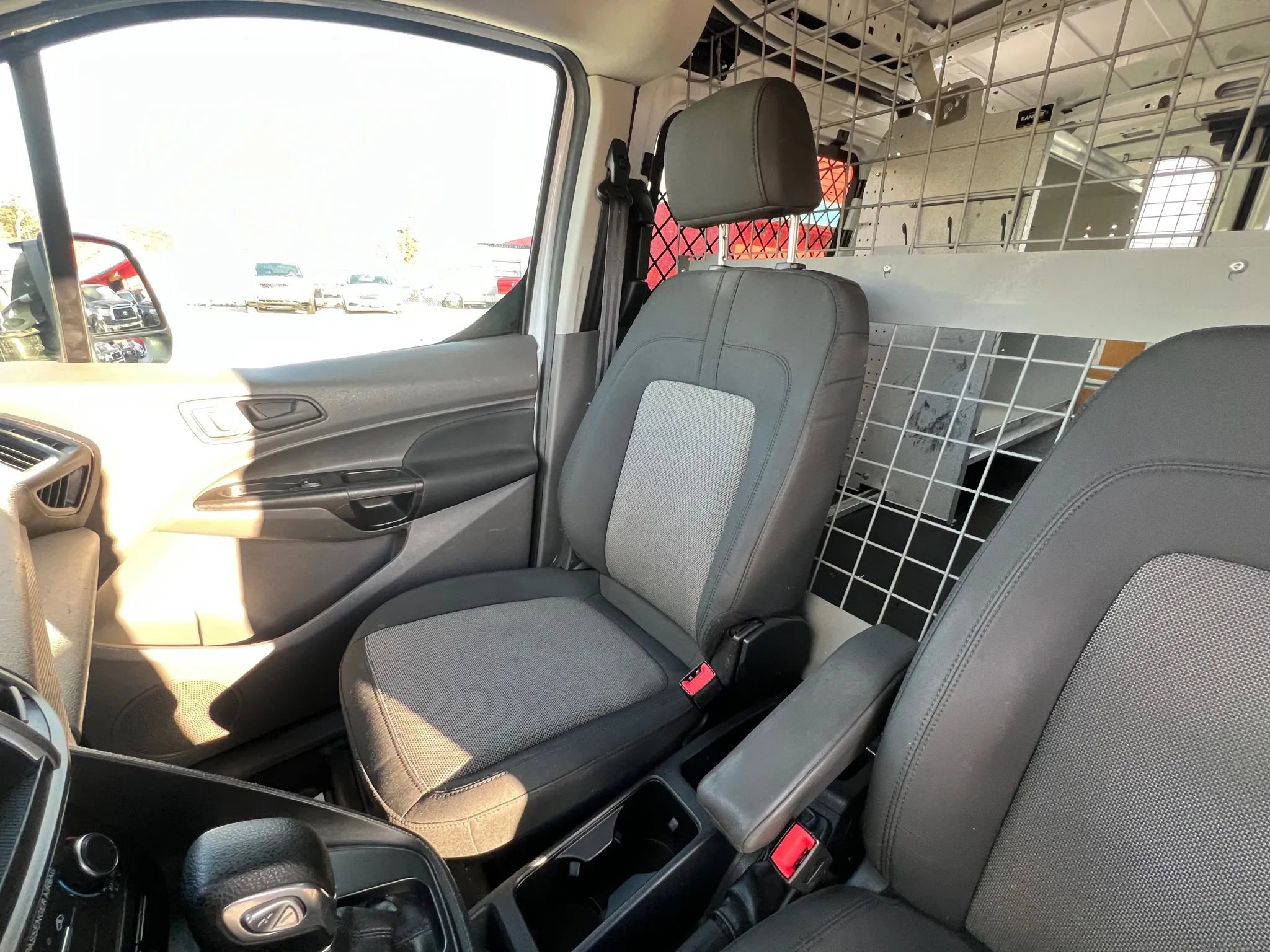 Used 2019 Ford Transit Connect XL image 12
