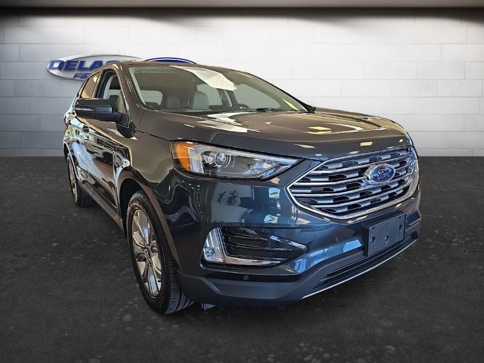 Used 2023 Ford Edge Titanium AWD/4WD image 10