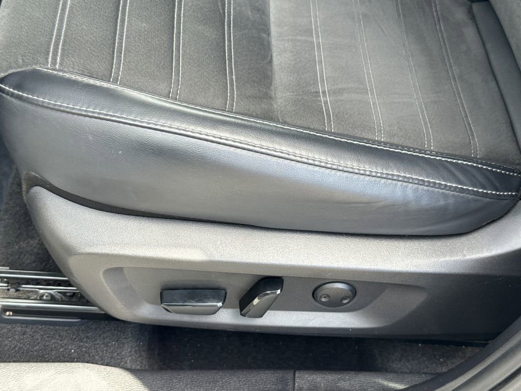 Used 2024 Mitsubishi Outlander SE FWD image 24