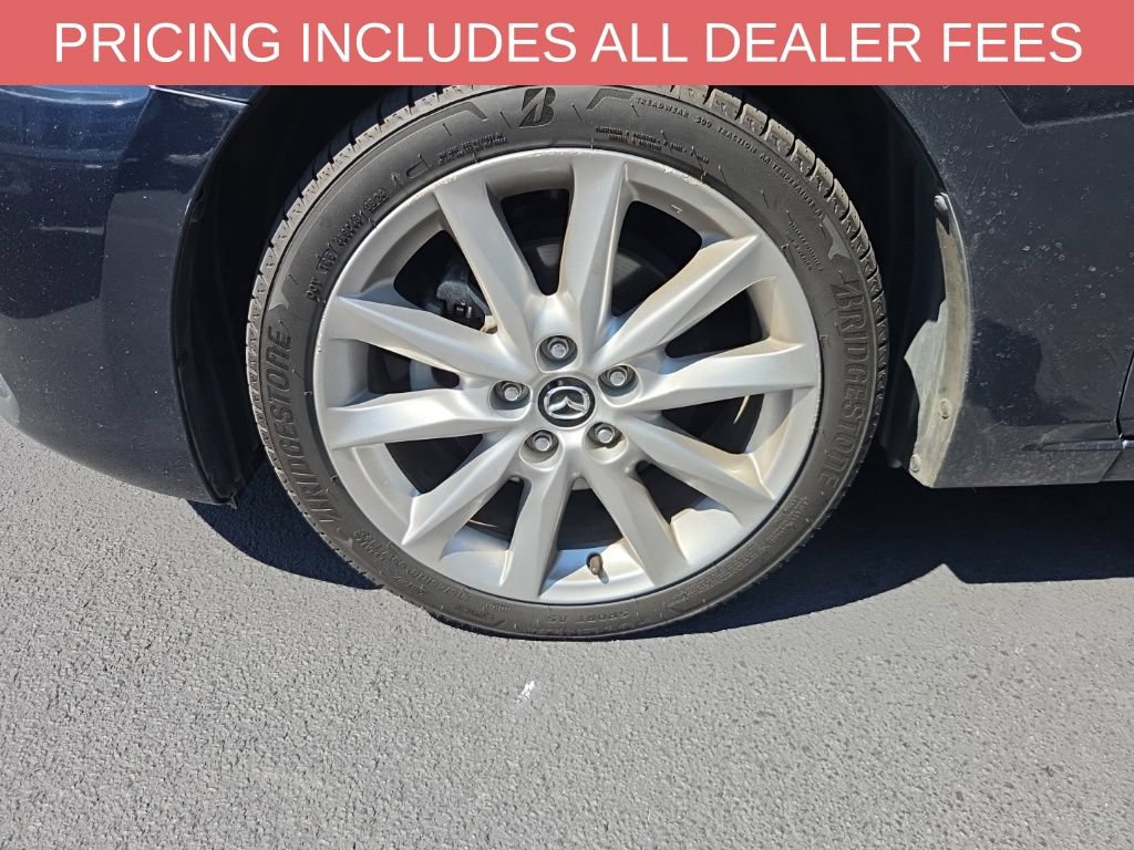 Used 2017 MAZDA MAZDA3 Touring FWD image 2
