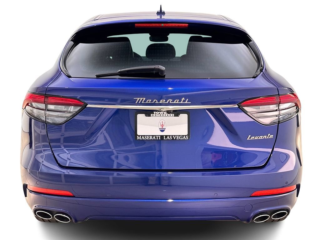 Used 2024 Maserati Levante GT Ultima AWD/4WD image 6