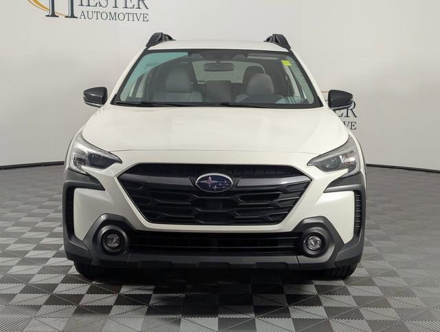 Used 2024 Subaru Outback Premium image 3