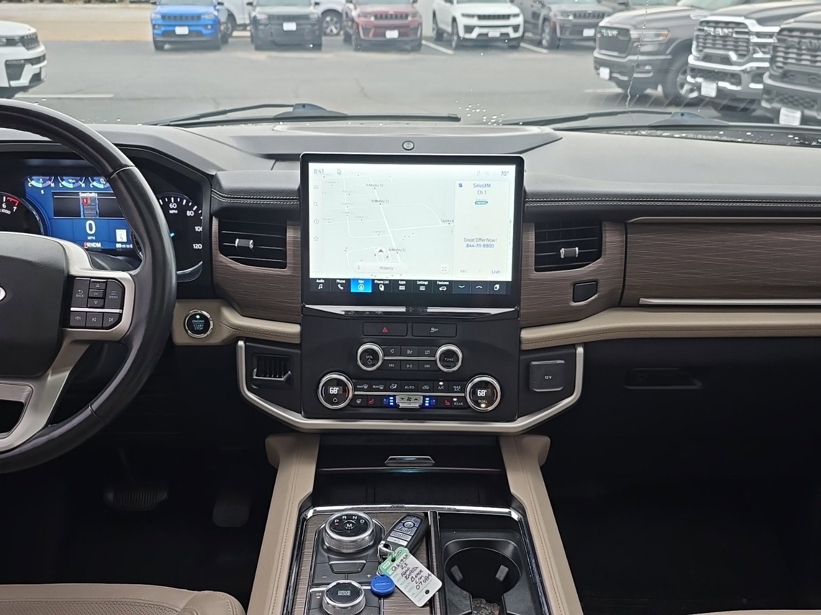 Used 2023 Ford Expedition Limited AWD/4WD image 18