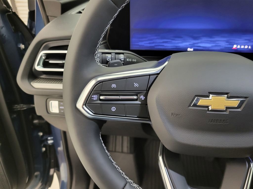 New 2026 Chevrolet Traverse LT w/ LPO, Floor Liner Package image 5