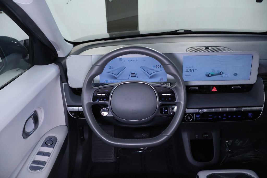 Used 2022 Hyundai Ioniq 5 SE image 17