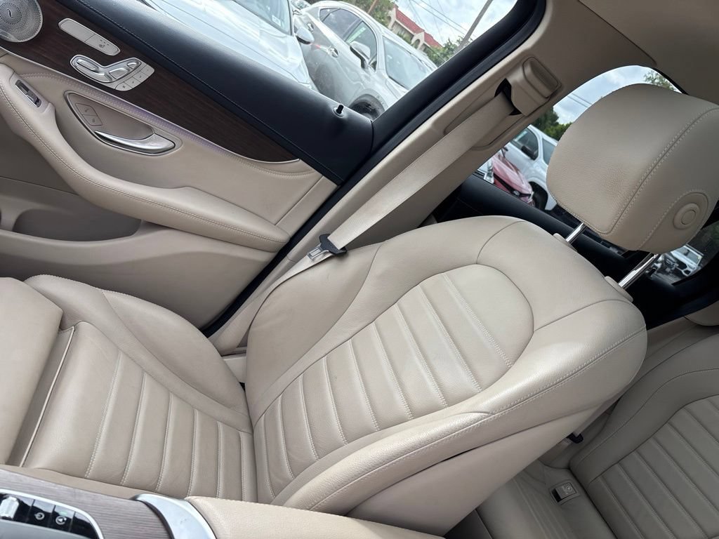 Used 2020 Mercedes-Benz GLC 43 AMG 4MATIC image 18