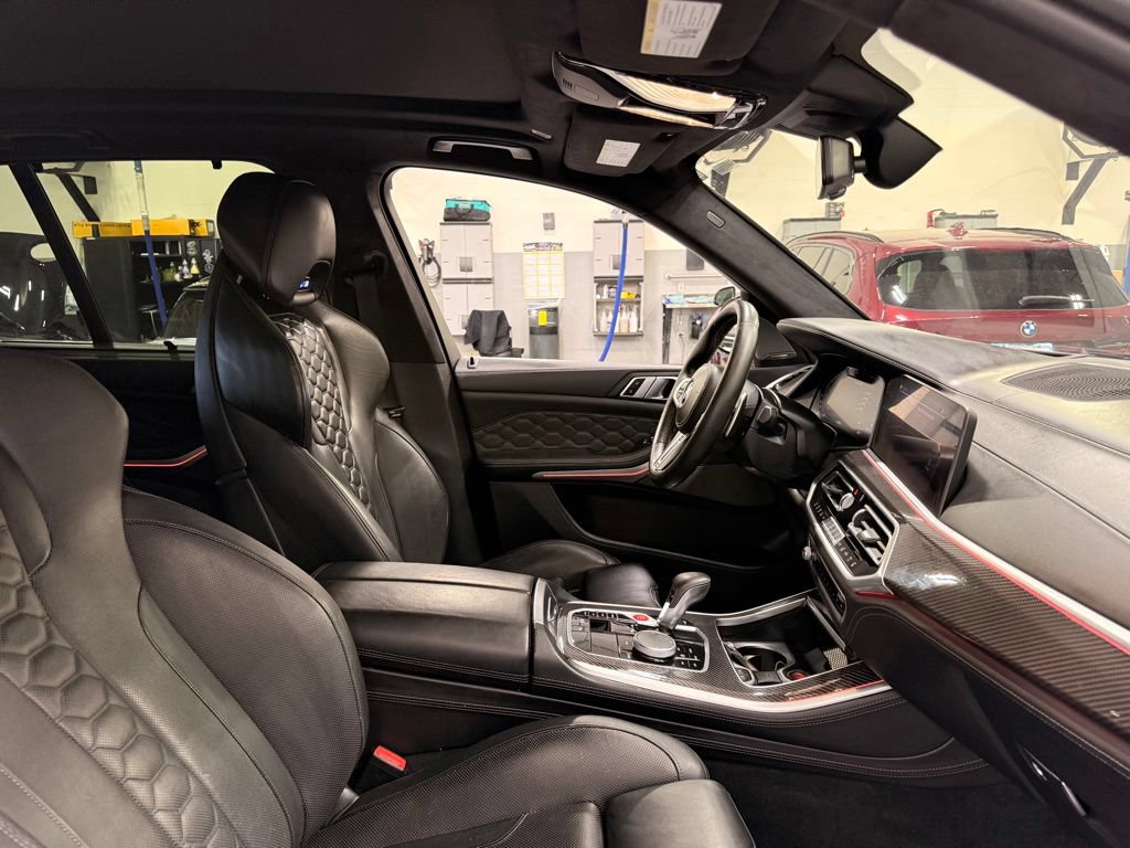 Used 2021 BMW X5 M w/ Executive Package AWD/4WD image 30