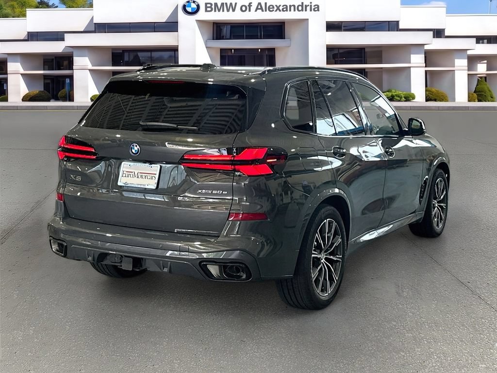 New 2026 BMW X5 xDrive50e w/ M Sport Package AWD/4WD image 5