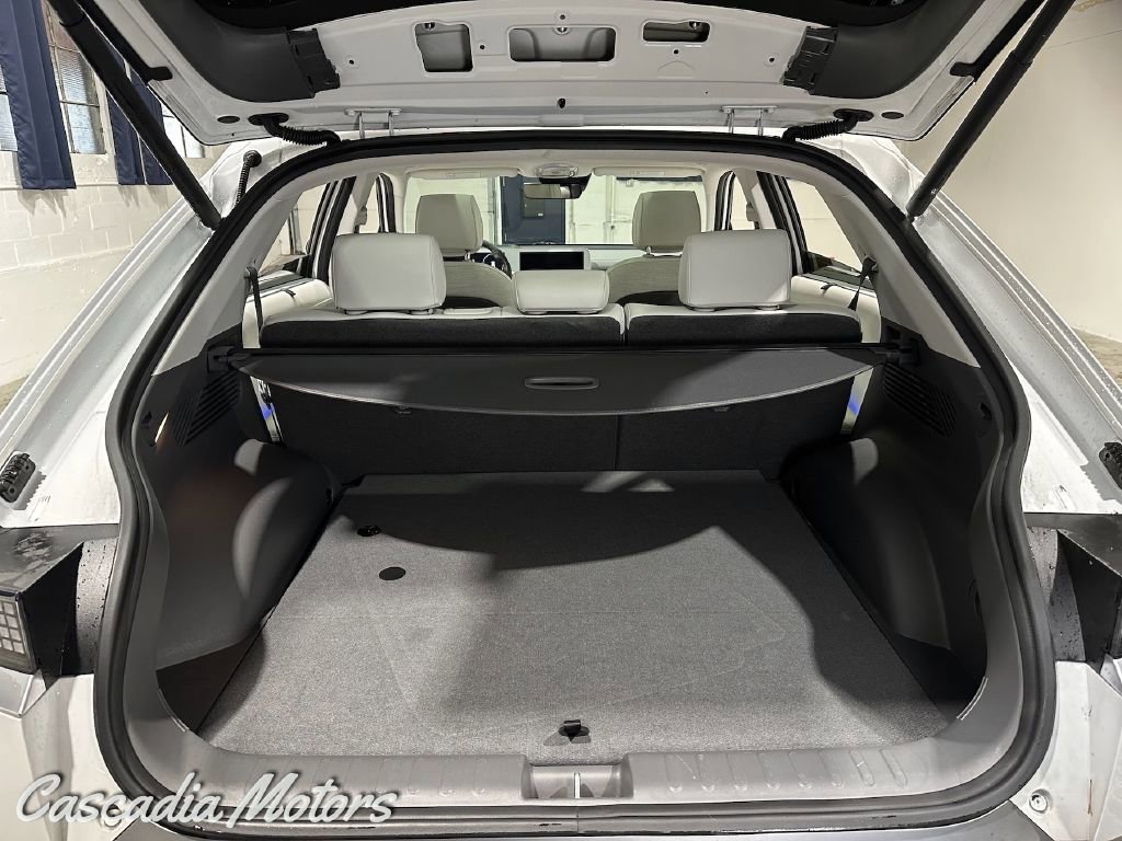Used 2022 Hyundai Ioniq 5 Limited image 11