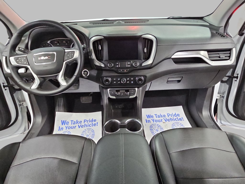 Certified 2024 GMC Terrain SLT w/ Elevation Edition AWD/4WD image 11