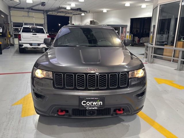 Used 2020 Jeep Grand Cherokee Trailhawk w/ Trailhawk Luxury Group image 2