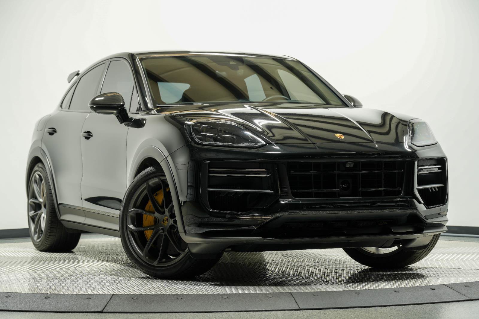 Used 2024 Porsche Cayenne Turbo GT AWD/4WD video 1
