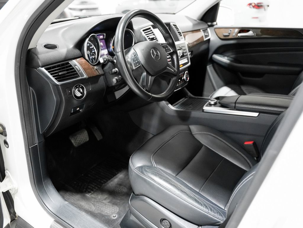 Used 2015 Mercedes-Benz ML 350 4MATIC image 9