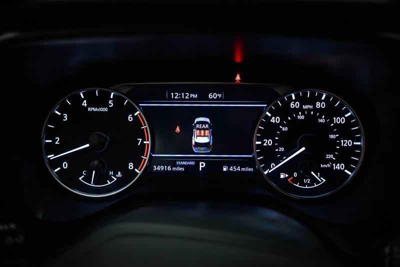Used 2025 Nissan Rogue SV FWD image 18