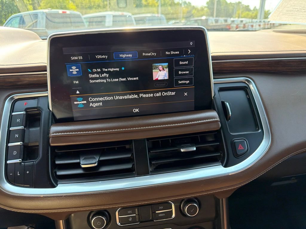 Used 2021 Chevrolet Tahoe High Country w/ Premium Package AWD/4WD image 25
