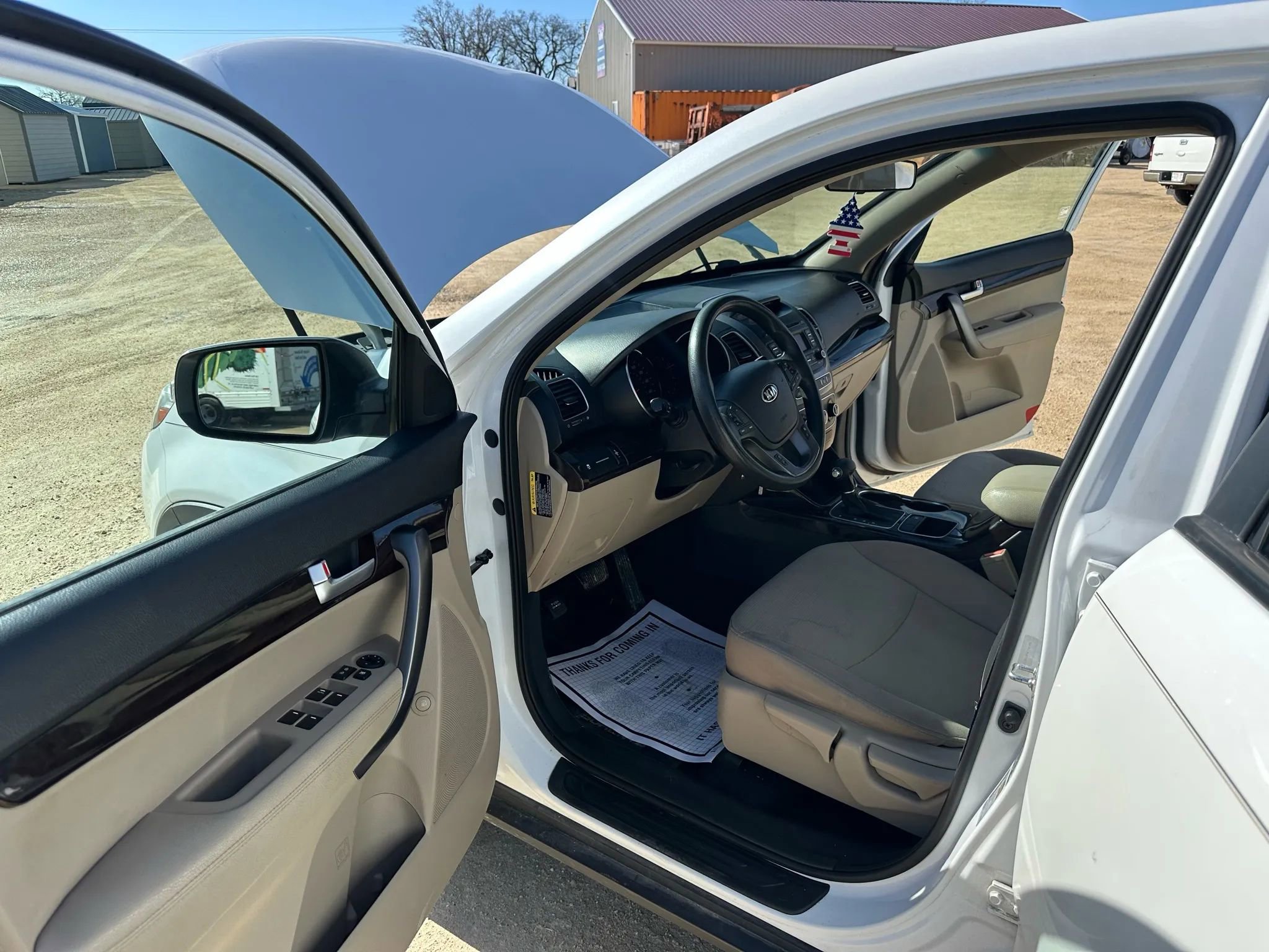 Used 2014 Kia Sorento LX image 10