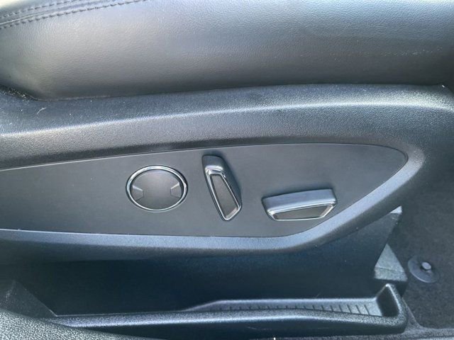 Used 2018 Lincoln MKX Reserve w/ Lincoln MKX Climate Package image 11